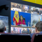 Vista desde una pantalla de la intervención de la ministra de Defensa, Margarita Robles, en una videoconferencia con las misiones en el exterior.