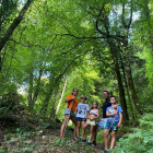 Beatriz, Lucas, Irene, Ruben y Ruben, durante sus vacaciones en el Pirineo leridano. 