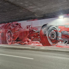 El mural decorat per la lleidatana Lily Brick en un dels túnels del Circuit de Catalunya.