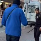 VIDEO | Arrestado tras atracar a punta de cuchillo un 'súper' en Lleida