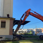 El inicio de los trabajos de derribo de los silos de Pardinyes.