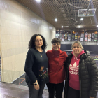 Vanesa Ortega (centro), junto a Marta Farran y Paquita Toribio.