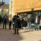 El historiador Marc Macià, frente al Espai Macià de les Borges Blanques.