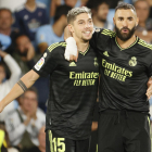 Valverde celebra con Benzema