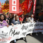 Imatge de la manifestació de CCOO i UGT de Lleida l’1 de maig en què s’exigia la pujada salarial.