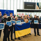 Líders electes i representants de la societat civil ucraïnesa van recollir el premi a l’Eurocambra.