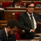 Pere Aragonès i Salvador Illa, ahir durant el ple del Parlament.