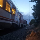 Vista del tren regional implicado ayer en la colisión en Vila-seca. 