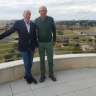 Josep Maria Solanes y José Ramón Gabàs, ayer en las instalaciones del Raimat Golf Club