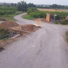 Uno de los puentes del canal en Puigverd de Lleida en obras. 