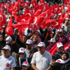 Miles de personas se manifiestan en Estambul contra la apertura a los LGTB+