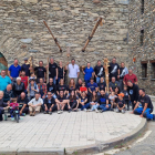 Participantes ayer en el encuentro de ‘fallaires’ del Pallars celebrado en Alins. 