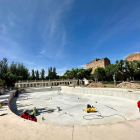 Les obres de remodelació de les piscines d’Almacelles.