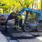 Ayer se pavimentaron los cruces con Bisbe Galindo y Pallars. 