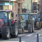 Un moment de la protesta amb tractors a Tàrrega.