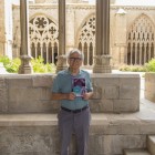 Josep Varela, ayer en el claustro de la Seu Vella, que en su niñez y adolescencia fue su patio de casa.