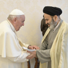 El Papa, ayer durante una recepción en el Vaticano.