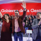 Pedro Sánchez, amb el president de la Generalitat Valenciana, Ximo Puig, i la candidata socialista a l’alcaldia de València, Sandra Gómez.