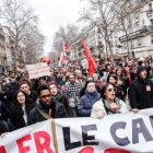 Milers de manifestants van recórrer ahir els carrers de París.