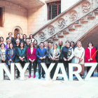 Fotografia de grup després de la clausura de l'Any Nativitat Yarza amb diverses alcaldesses de municipis de Catalunya.