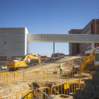 Obres per a la construcció del nou edifici de consultes a l’hospital Arnau de Vilanova.