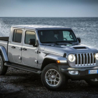 La marca Jeep® està diversificant la paleta Gladiator, afegint el color de pintura exterior Earl a la gamma 2023.