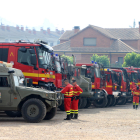 Unidades del UME (Unidad Militar de Emergencias), al incendio de Baldomar