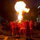 Momento en el que los Diables de Lleida encendieron sus antorchas.