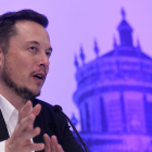 Musk, Tesla i SpaceX demandats per suposada estafa piramidal de Dogecoin