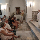 Imagen de la misa que se celebró en la iglesia de Corçà el pasado día 6. 