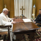 Volodímir Zelenski es va reunir durant 40 minuts amb el papa Francesc al Vaticà.