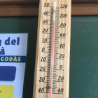 Classe en una aula d'un institut de Lleida ciutat amb gairebé 34 graus
