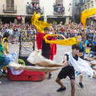 Como novedad, el Aquelarret inluyó un espectáculo de alumnos de la Escola de Teatre La Caserna, que invocaron a los cuatro elementos. 