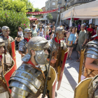 El mercat va comptar amb unes 50 parades custodiades pels soldats en ple centre històric.