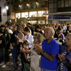 Los vecinos de Lloret de Mar rindieron un homenaje a las víctimas. 