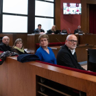 Los exmiembros de la Mesa del Parlament, Lluís Guidó (Junts); Ramona Barrufet (PDeCAT); Anna Simó (ERC) y Lluís Corominas (Junts), durante un juicio este martes 14 de marzo.