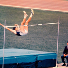 El nord-americà Fosbury, en el seu mític salt de Mèxic 1968.