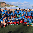 La plantilla del Mollerussa, celebrando el ascenso el pasado domingo en el campo del Igualada.