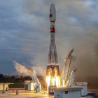 El cohete Soyuz-2.1b con la sonda lunar Luna-25, en el despegue el viernes 11 de agosto