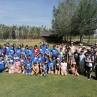 Els alumnes de cinquè de Primària del col·legi Sant Jaume-les Heures i els de l’École de Socle a Le Gran Pressigny (França), dies enrere a la Mitjana.