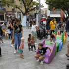 La canalla va gaudir ahir amb jocs de les ludoteques a la plaça de Cervantes.