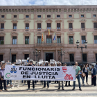 Imagen de la protesta de los trabajadores de la administración de Justicia en Lleida en mayo frente a la subdelegación del Gobierno. 