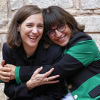 Carla Simón, ahir amb la presidenta de l’Acadèmia, Judith Colell.