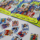 Presentació de la primera col·lecció de cromos de la lliga professional femenina de futbol, Lliga F, aquest dimarts a Madrid.