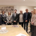 Representantes institucionales y de la AECC Lleida en la inauguración del nuevo espacio de la entidad en el Hotel Nastasi para que pacientes oncológicos y familiares puedan descansar entre visitas médicas y tratamientos