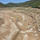 La cola del pantano de Rialb, el pasado mes de agosto desde el puente del río Rialb.