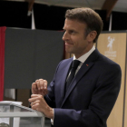 Els resultats electorals obliguen el partit de Macron a negociar amb altres formacions.