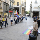 Concentración ayer convocada por Colors de Ponent en la plaza Paeria. 