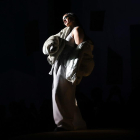 Rosalía puja a l'escenari en la desfilada de Louis Vuitton
