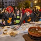 Lleida ciudad celebró el ‘dijous gras’ con la tradicional ‘tupinada’.